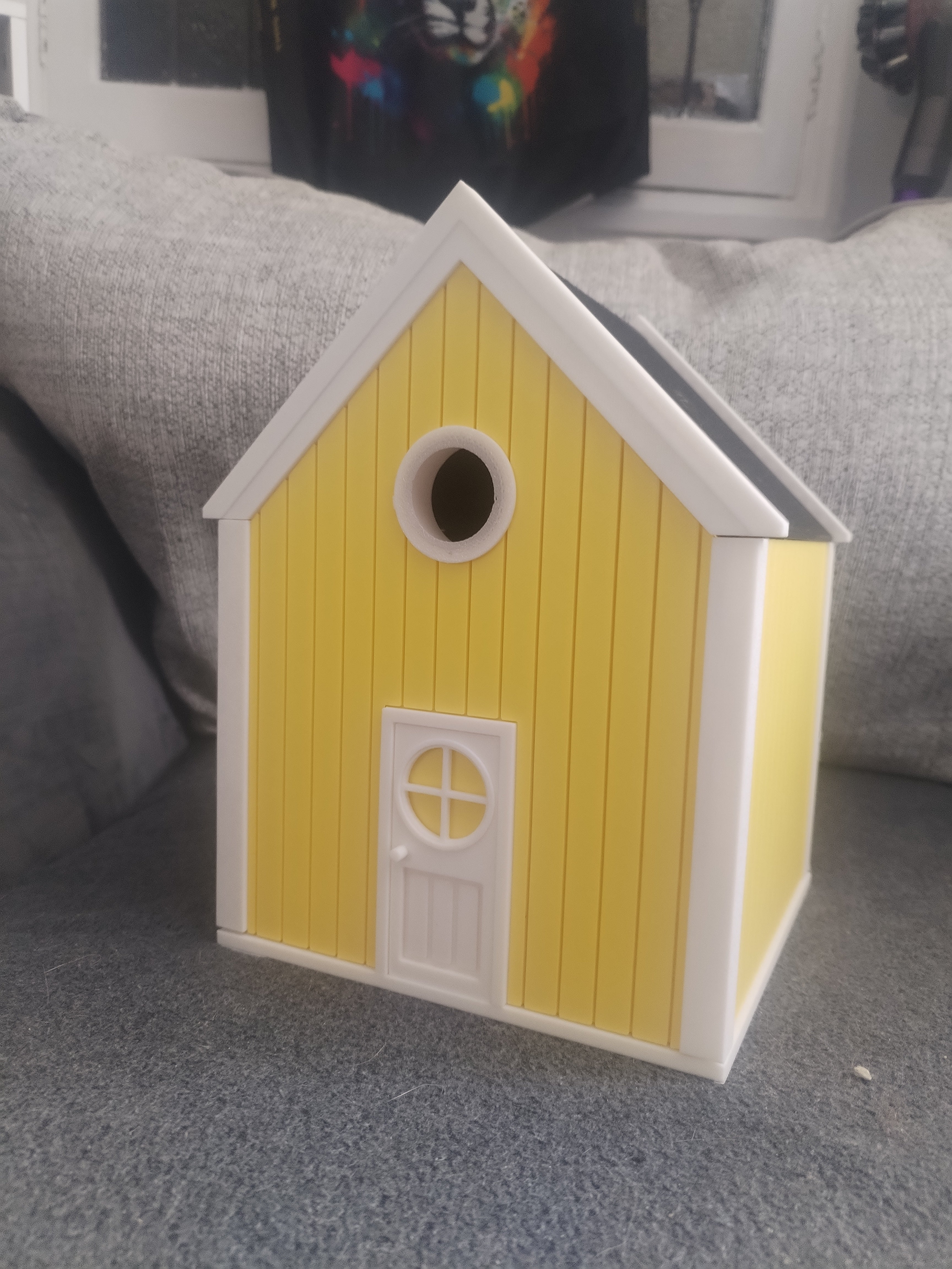 Barn-themed Bird House